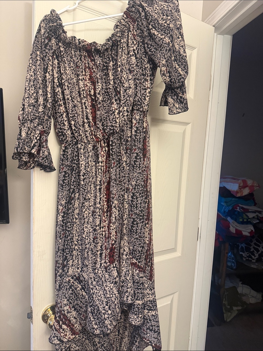 Off the shoulder mid length dress, brown maroon black